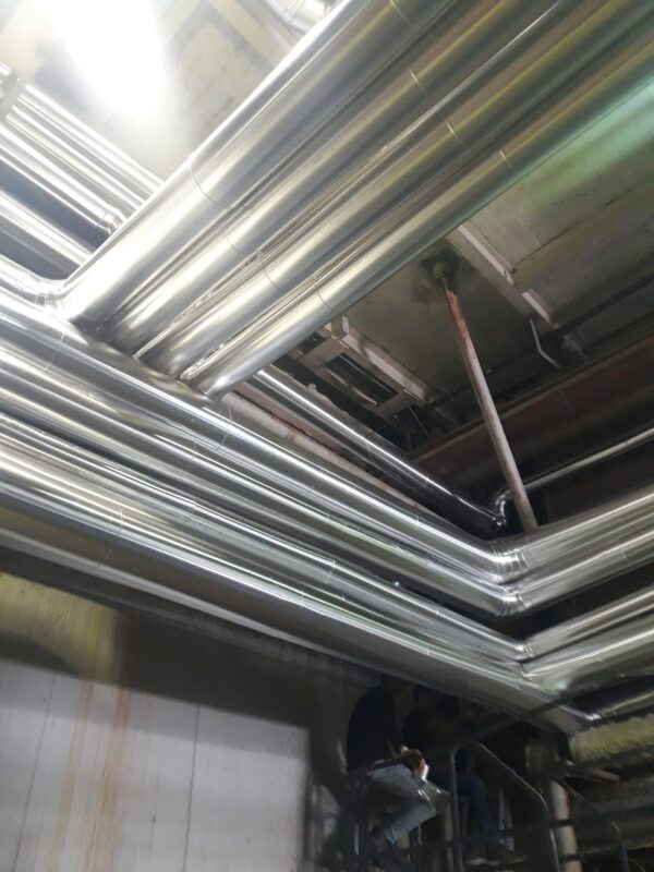 Firmamız tarafından başarıyla tamamlanan endüstriyel fabrika yalıtım projesi.